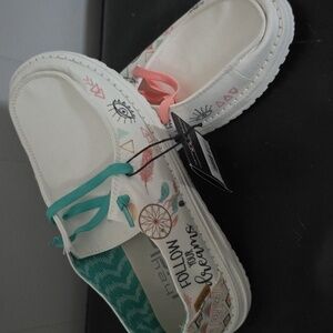 Hey Dude Doodle Star White womens Sneakers 💝